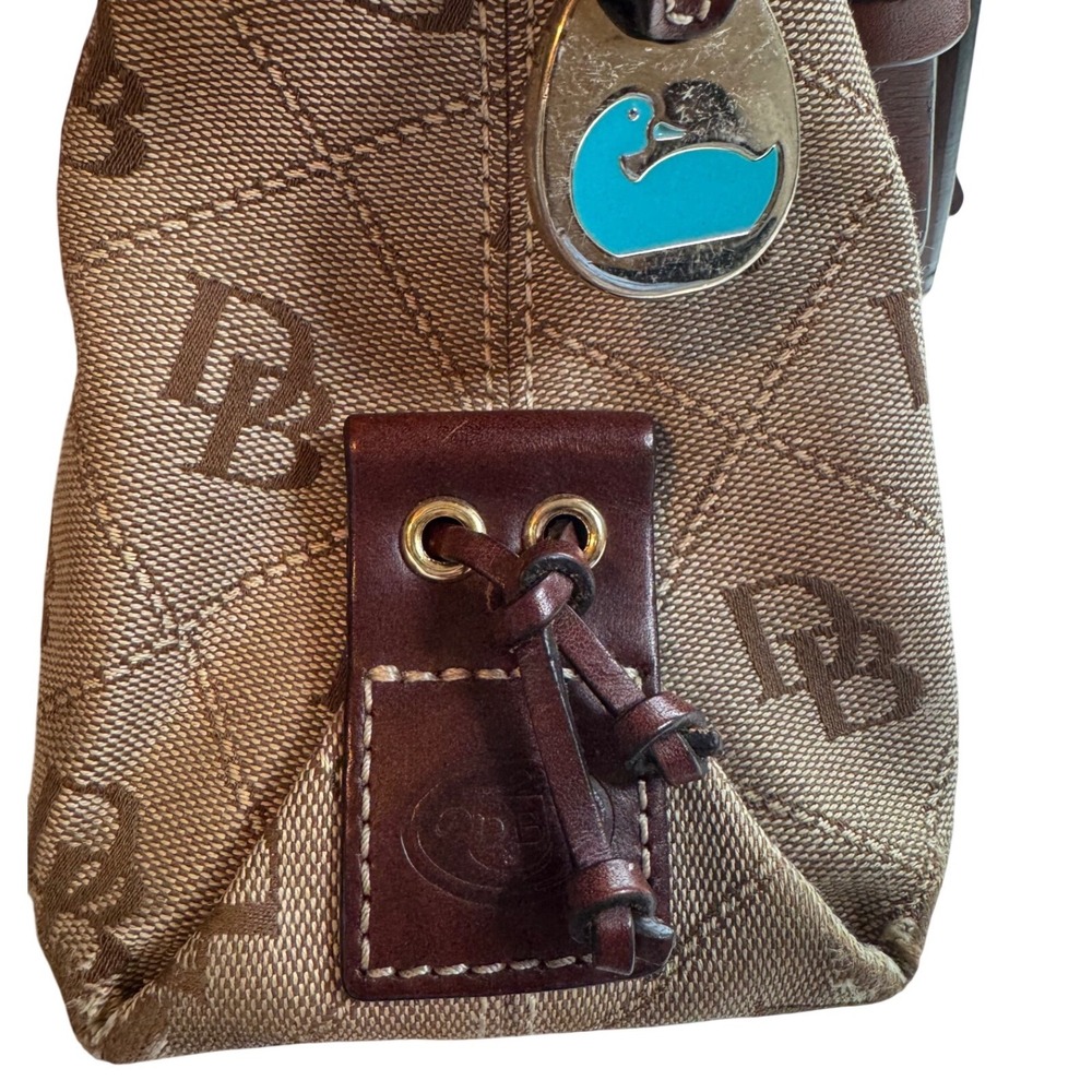 Dooney & Bourke Tan Brown Monogram Tote Bag Blue Duck Charm Bag Leather Trim - Picture 2 of 11